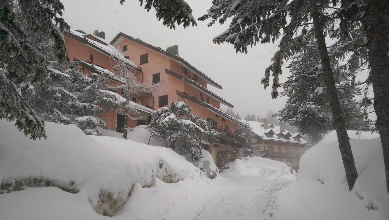Panorama Apartment Claviere Exterior foto